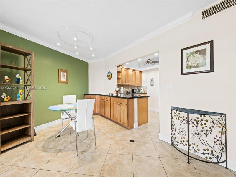 Condo for sale at Royal Ambassador 612