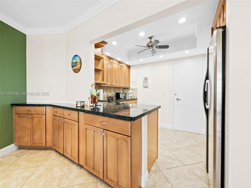 Condo for sale at Royal Ambassador 612