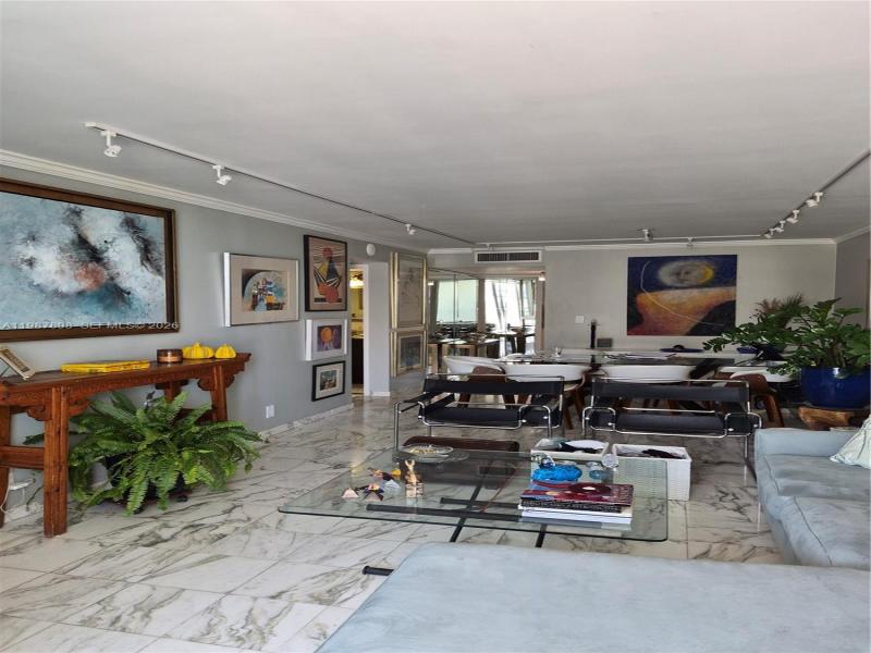 Comprar apartamento no Mirasol Ocean Towers 1910