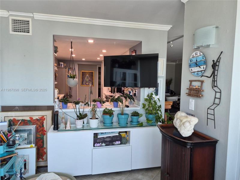 Comprar apartamento no Mirasol Ocean Towers 1910