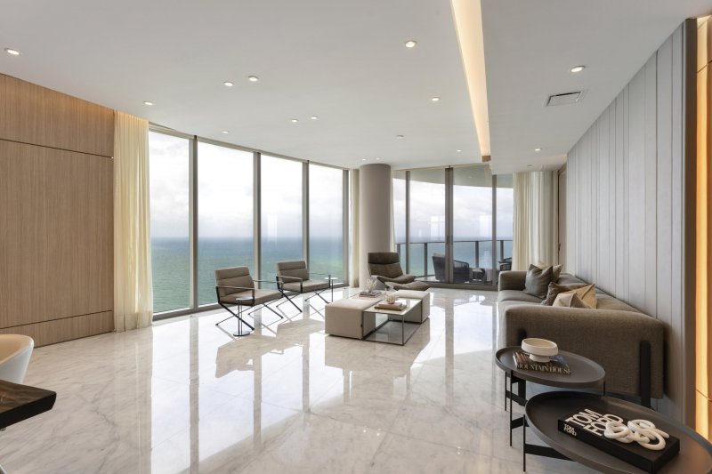 Apartment for rent at 1100 West Condo (Mondrian located) 3901