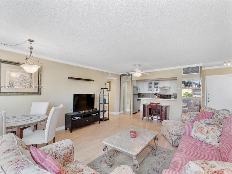 Comprar apartamento en Bayview Towers B111