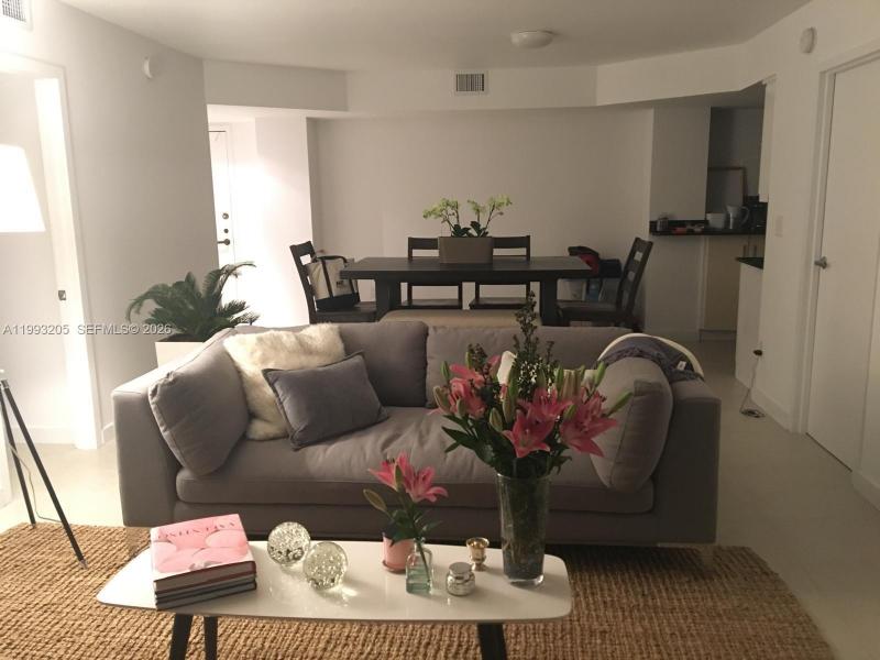 Condo for sale at Brickell Bay Club PH207