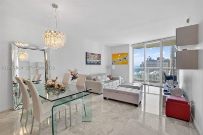 Icon Brickell Tower II Apt #2807