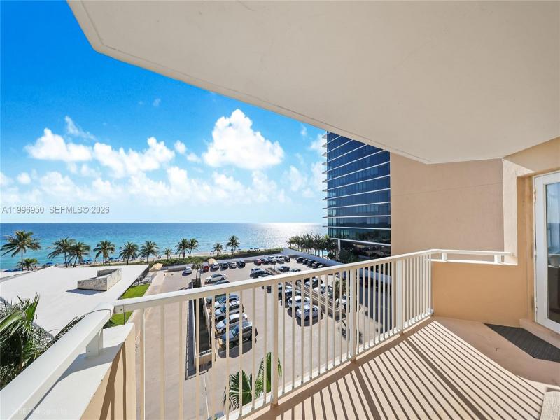 Comprar apartamento no The Hemispheres 5F
