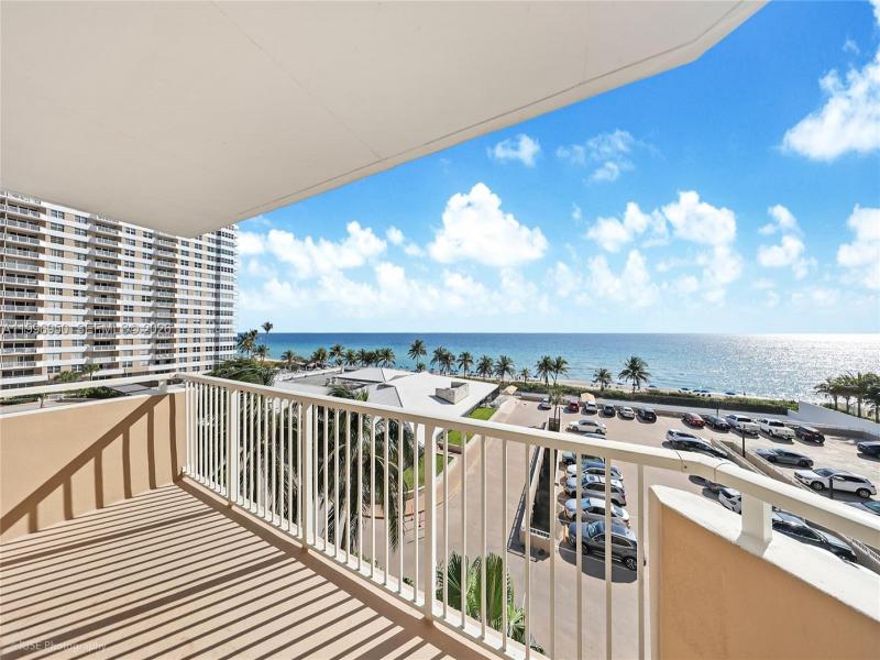 Comprar apartamento no The Hemispheres 5F