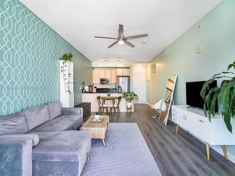 Property photo # 9