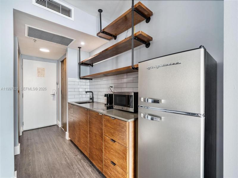 Condo for sale at Aventura Beach Club 324