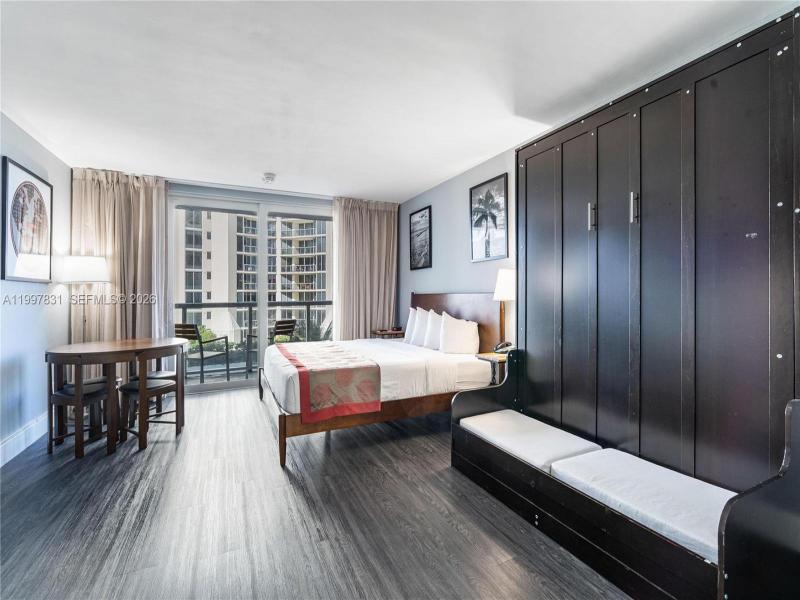 Condo for sale at Aventura Beach Club 324