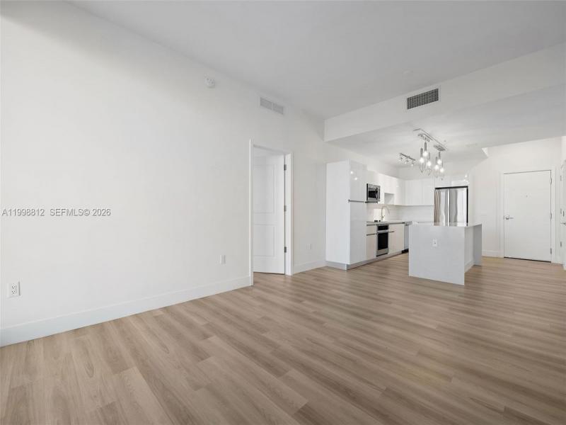 Apartment for rent at Mondrian Hallandale 1004