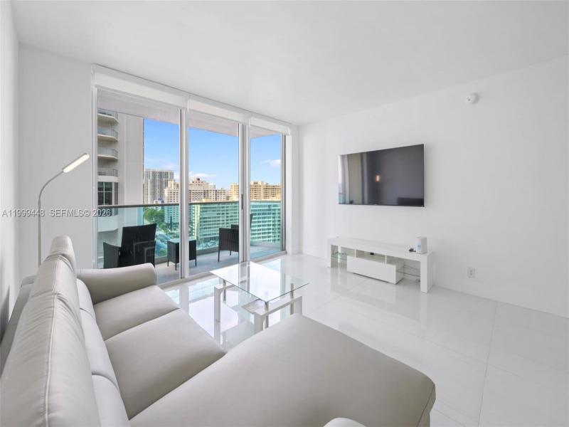 Condo for sale at Sian Ocean Residences 15B