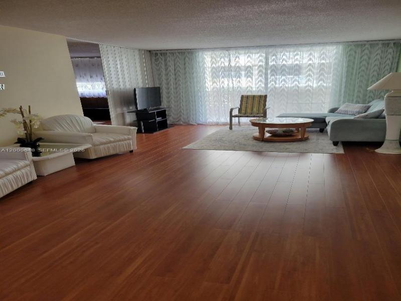 Condo for sale at Plaza Towers North 307