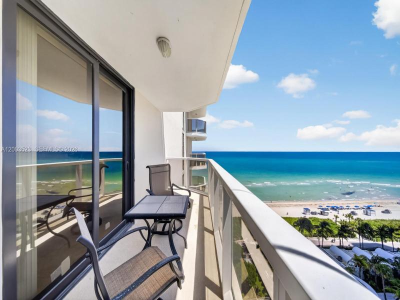 Mar Del Plata Apt #1204