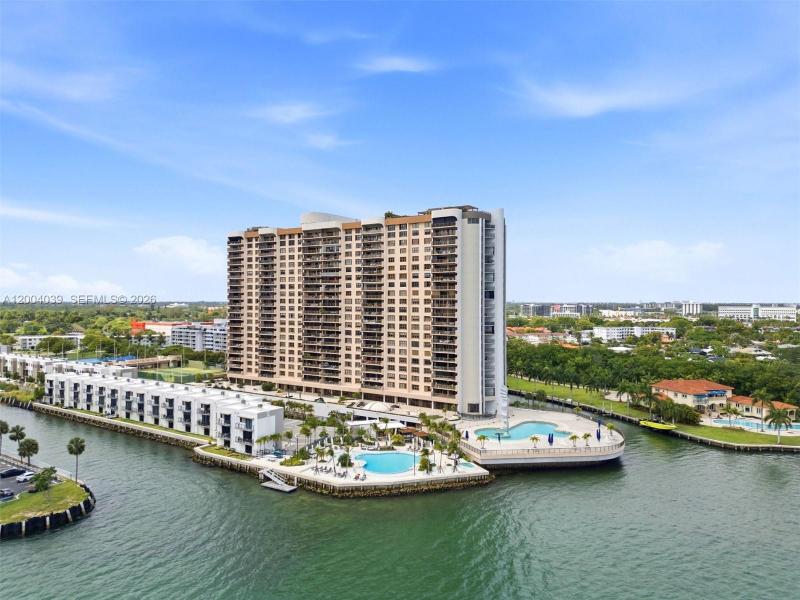 Comprar apartamento en The Cricket Club 1505