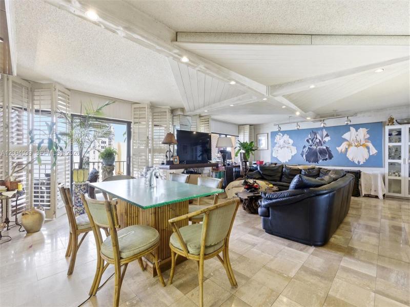 Comprar apartamento en The Cricket Club 1505