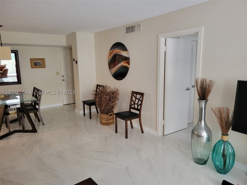 Condo for sale at Plaza Towers North 309