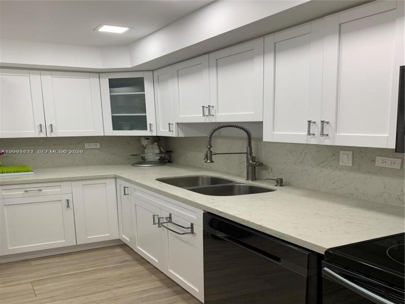 Alquiler de apartamento en Delvista Towers 1016