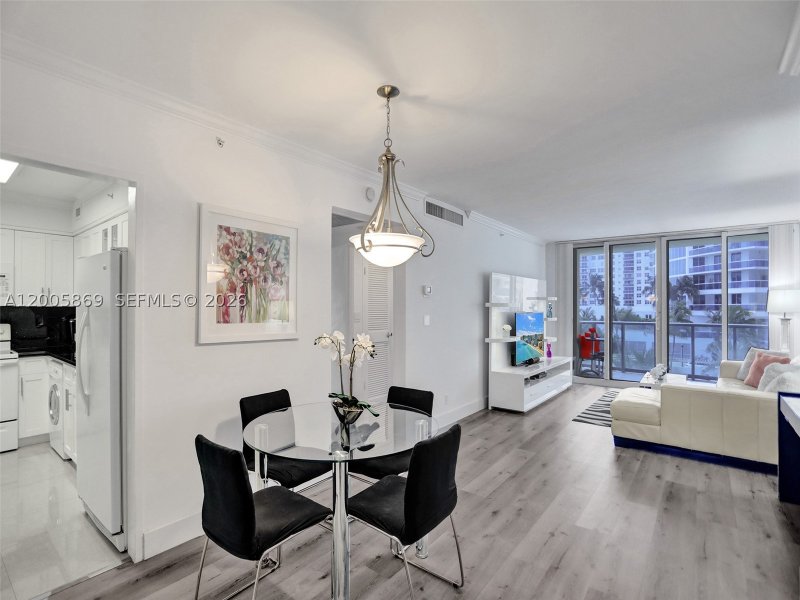 Comprar apartamento en The Wave Condo 415