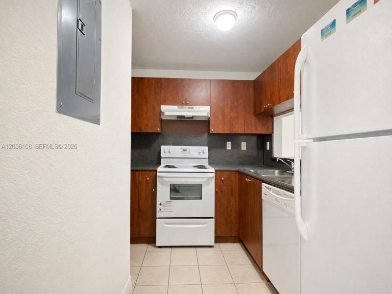 Property photo # 3