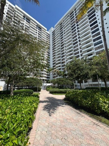Condo for sale at Olympus Condo 1210