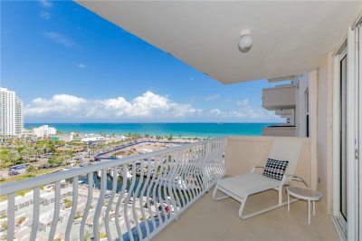 The Venetian Apt #1211