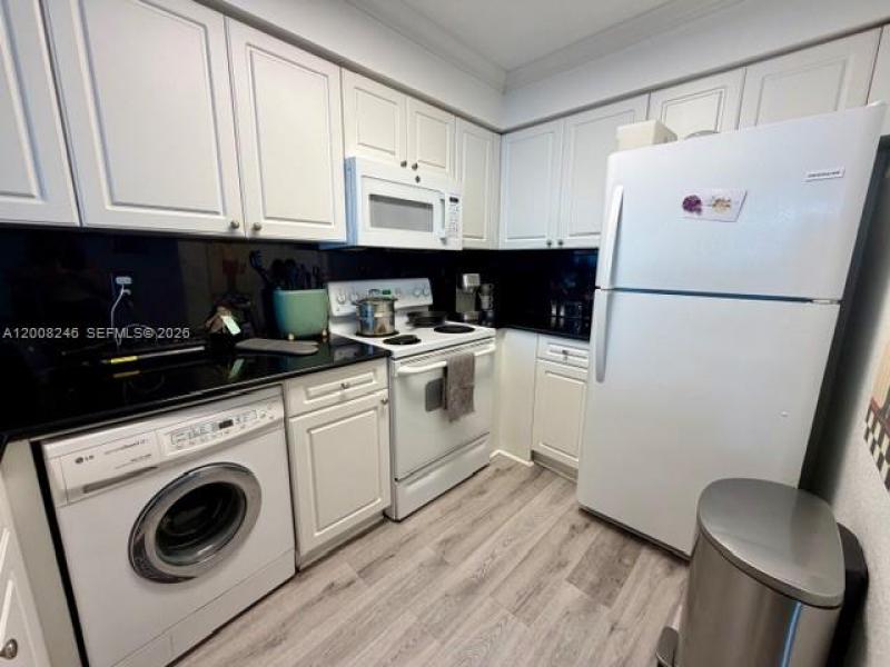 Property photo # 9
