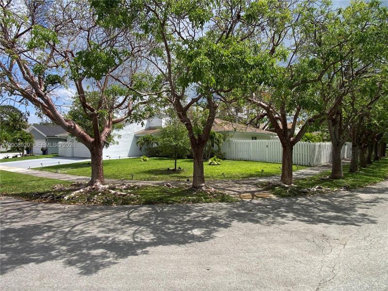 Property photo # 2