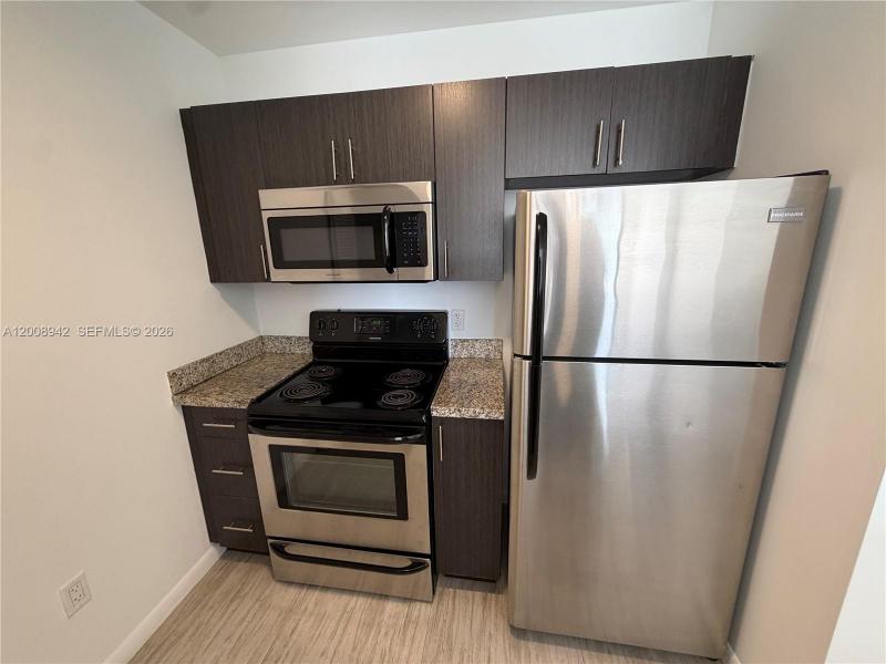 Property photo # 4
