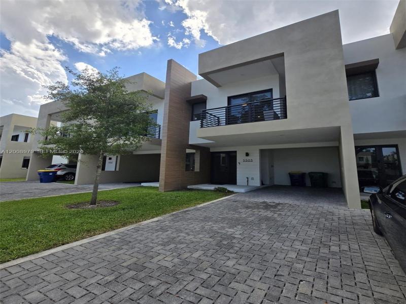 Property photo # 0