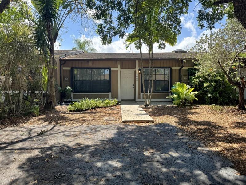 Property photo # 0