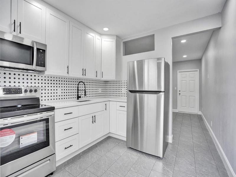 Property photo # 0