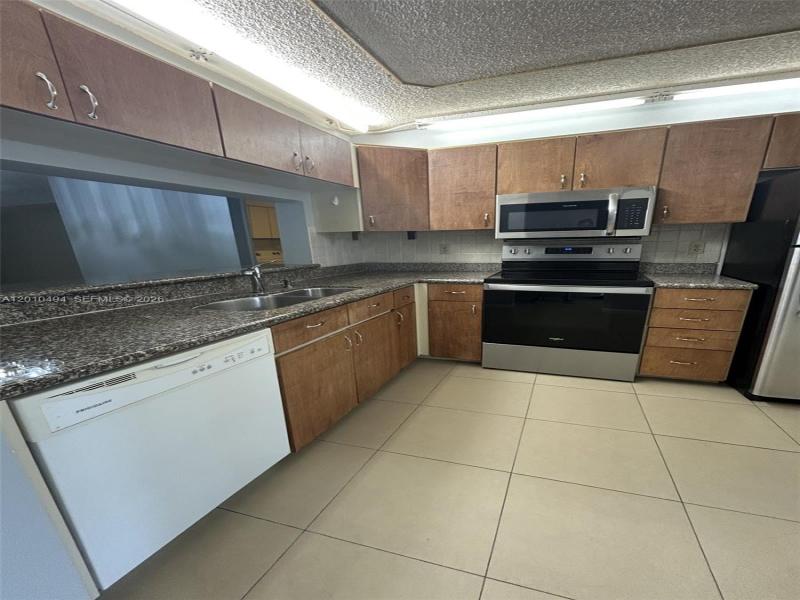 Property photo # 4