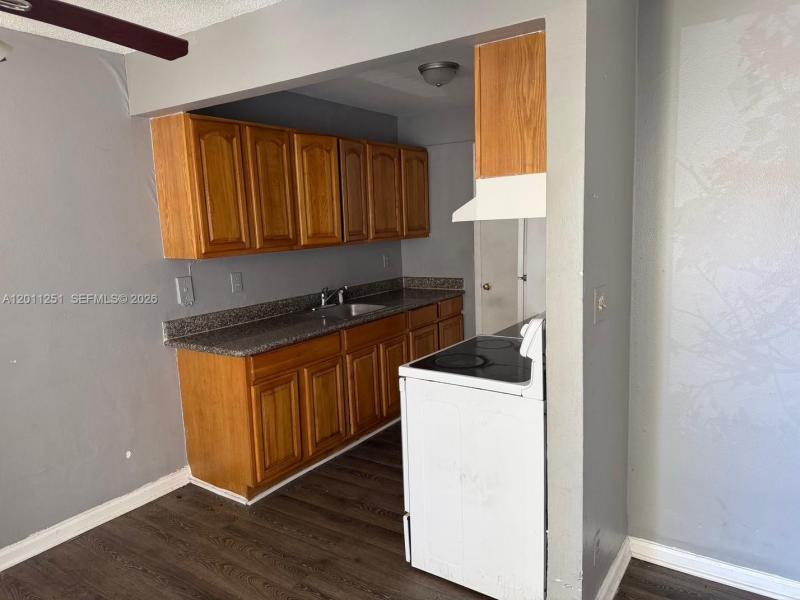 Property photo # 6