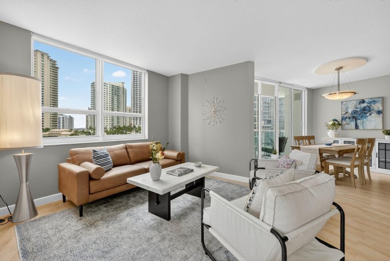 Condo for sale at 350 Las Olas Place 1030