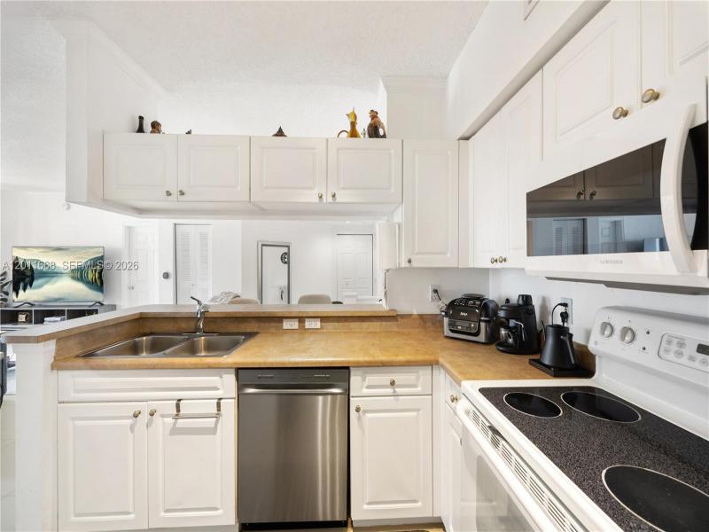Property photo # 3