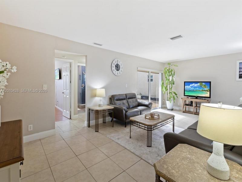Property photo # 6