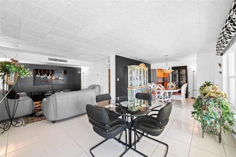 Condo for sale at Playa Del Mar 105