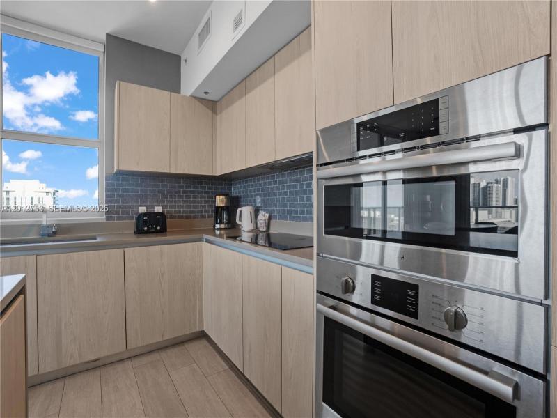 Condo for sale at Hyde Beach House R1801