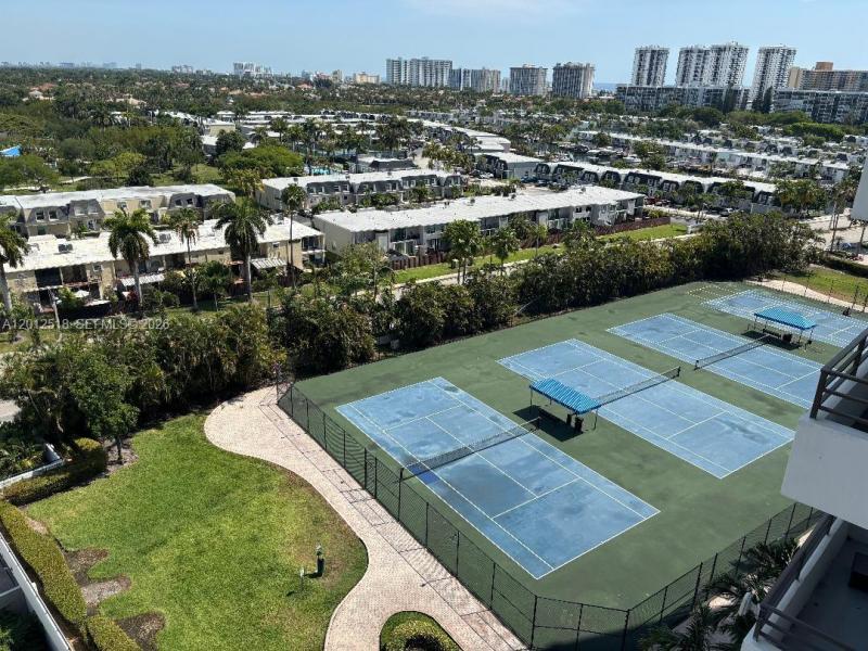 Condo for sale at Olympus Towers 1003