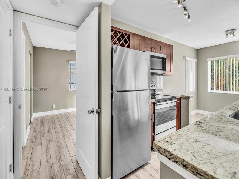 Property photo # 8