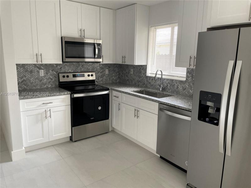 Property photo # 6