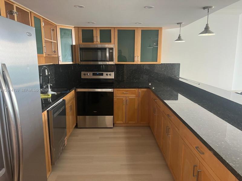 Property photo # 9
