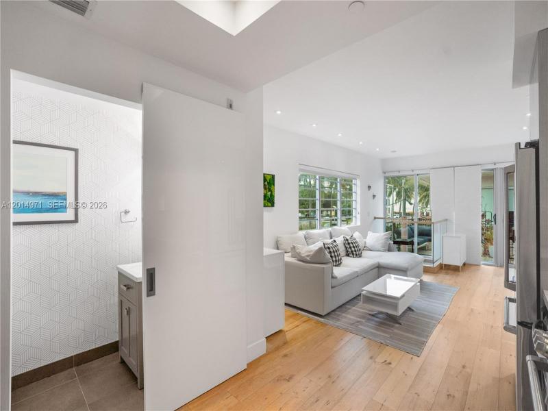 Property photo # 6
