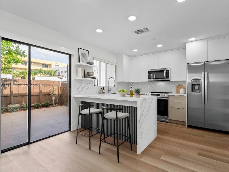 Property photo # 9