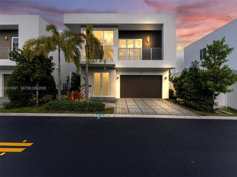Property photo # 0