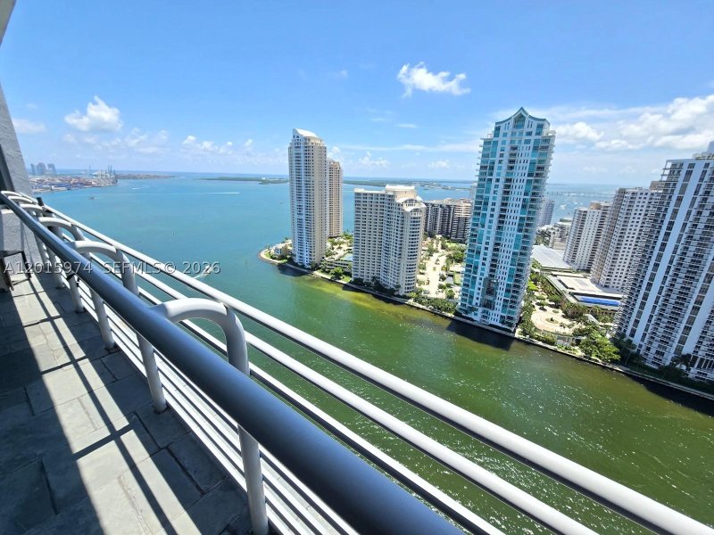 Apartment for rent at One Miami East Tower 3719
