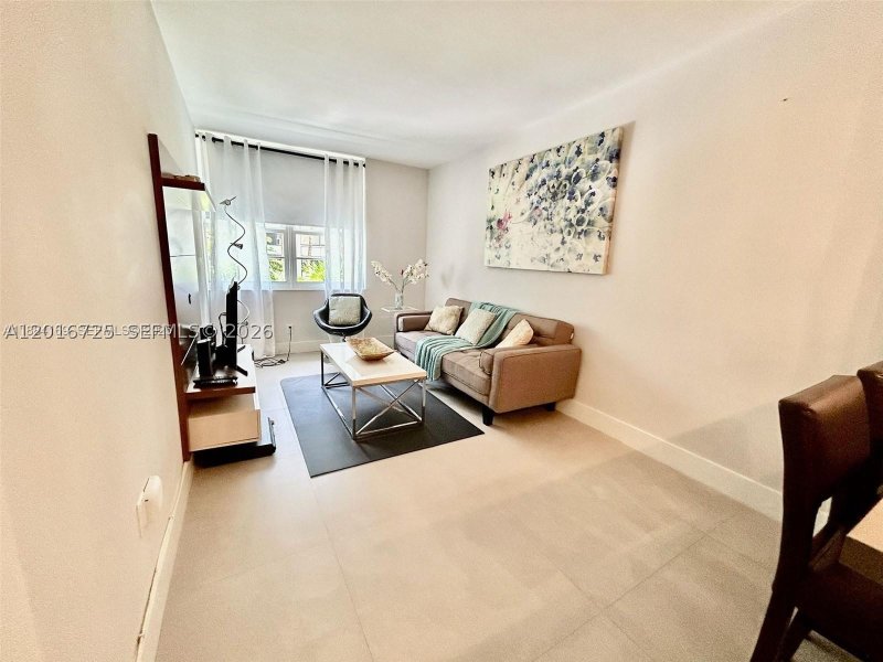 Apartment for rent at Decoplage 426