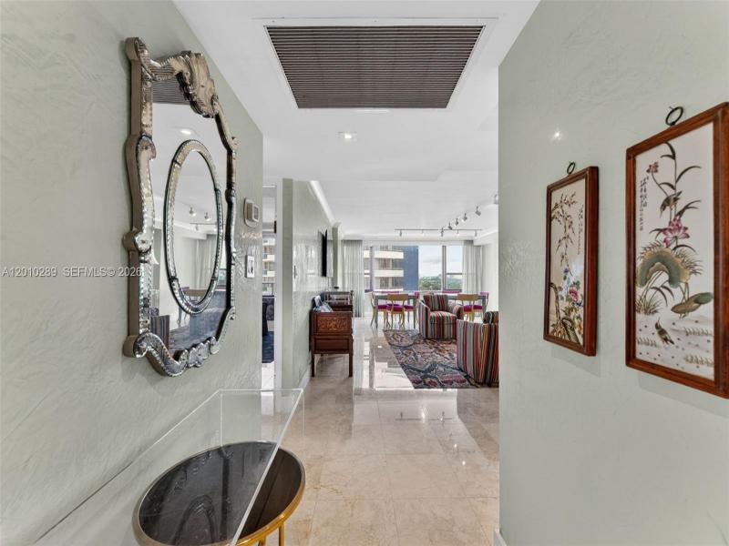 Comprar apartamento en The Alexander 1519