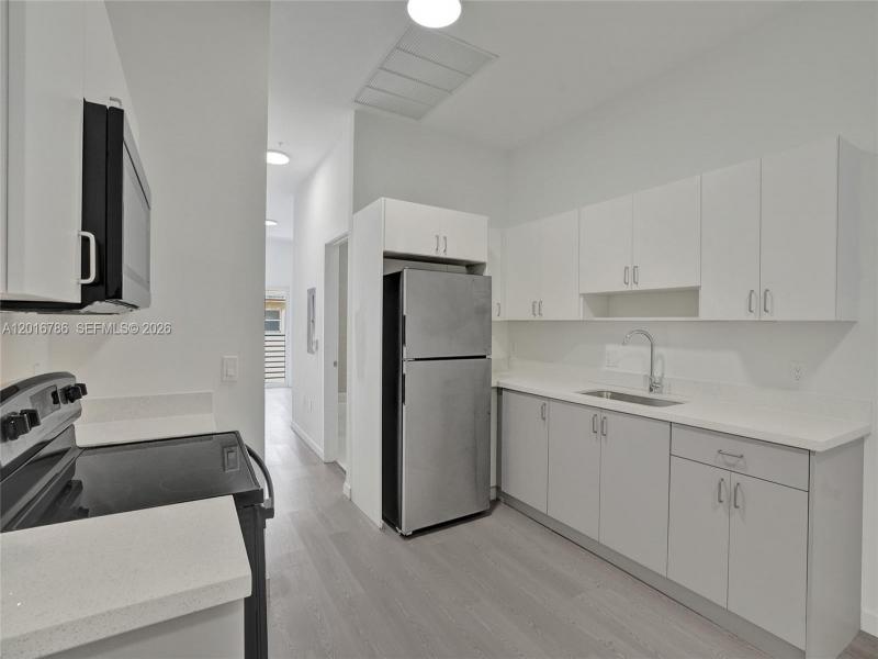 Property photo # 7