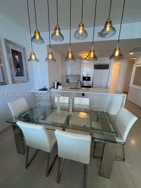 Comprar apartamento en Trump Tower One 1002